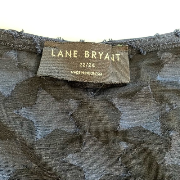 Lane Bryant Black Classic Flutter Sleeve V-Neck Peplum Shirt Blue Stars - Picture 7 of 13